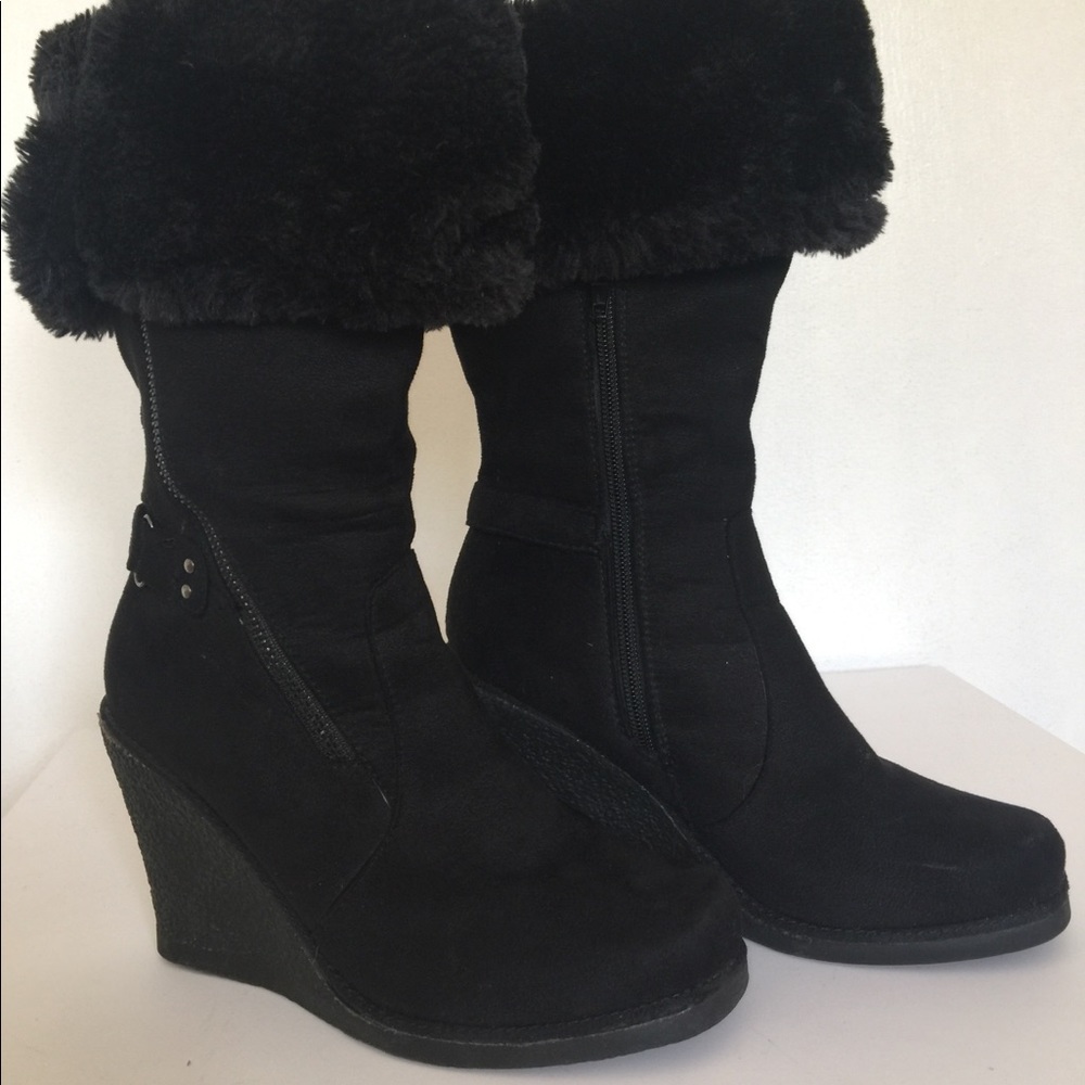 Black boots